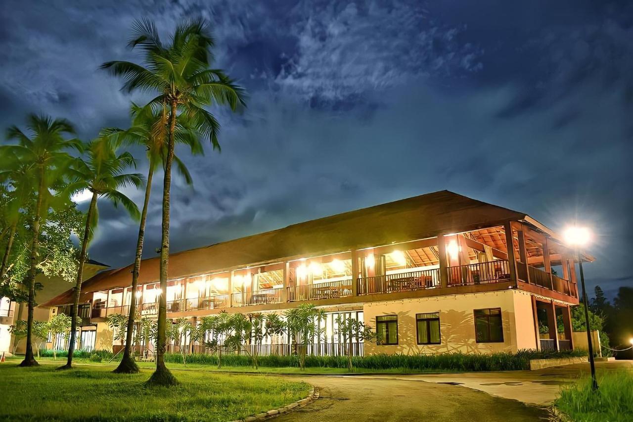 Ndc Resort & Spa Manado Exterior foto